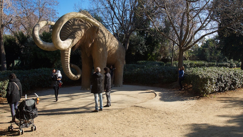 Mamut de Piedra, estatuta del parque de la Ciutadella en Barcelona