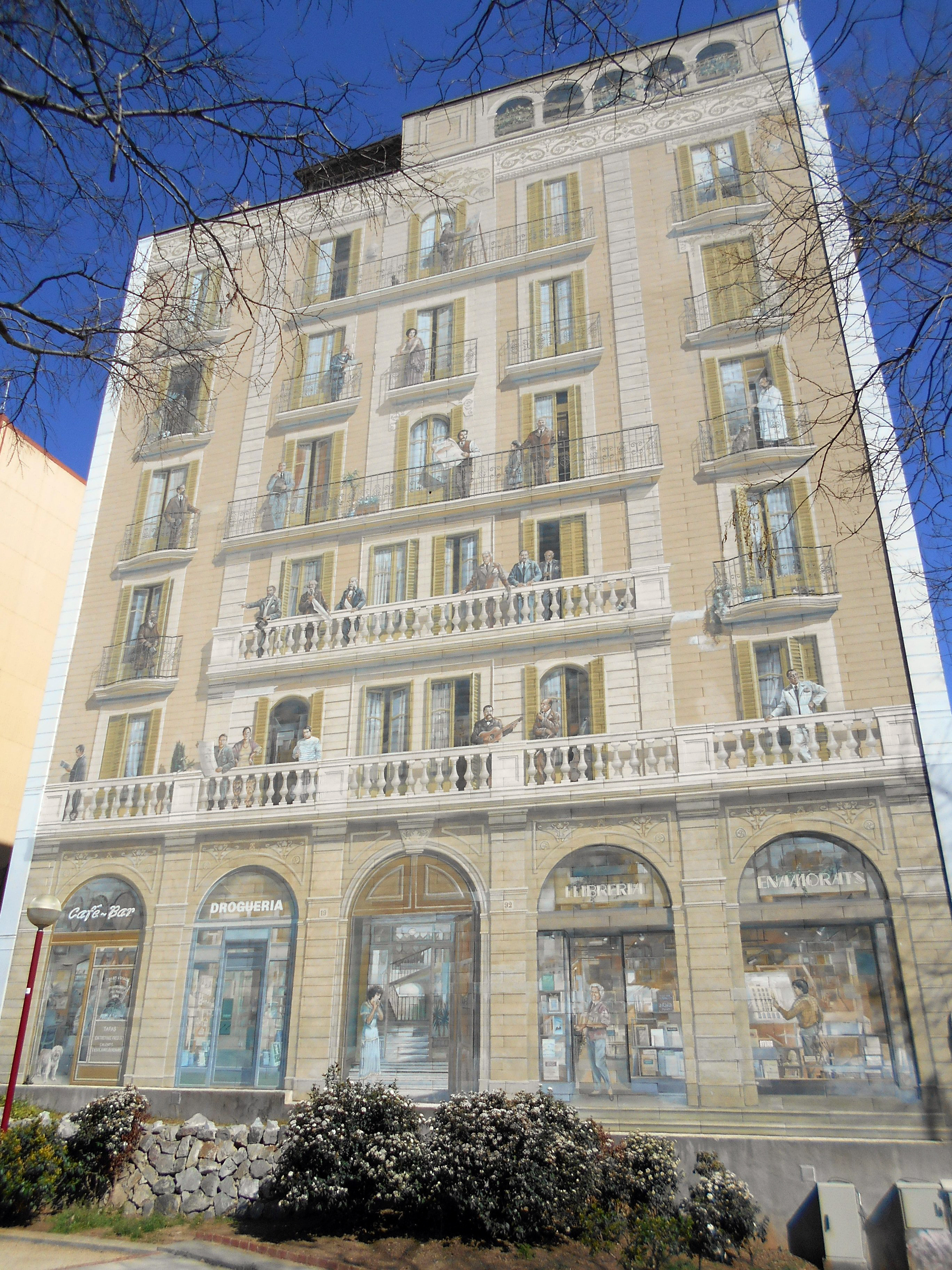 where to see street art in Barcelona - Balcons de Barcelona